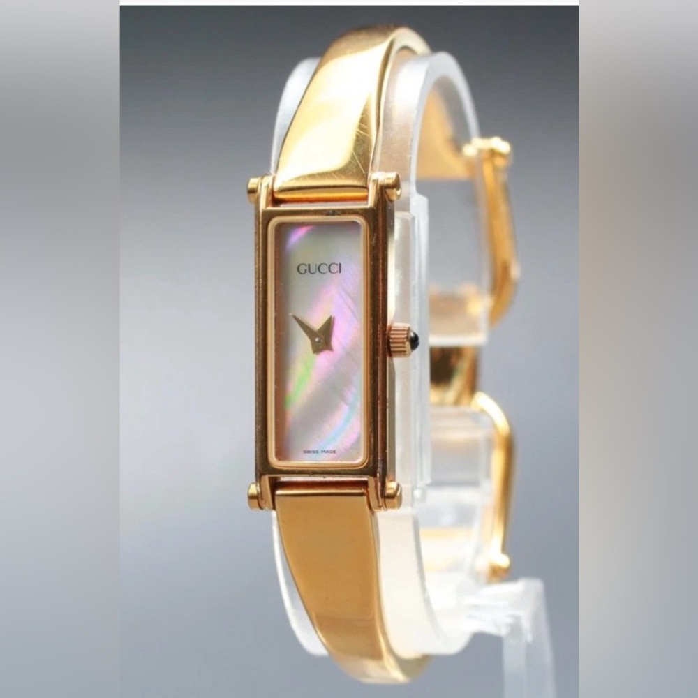 Vintage Gucci Gold Rectangular Watch with Iridescent Dial - Picture 3 of 5
